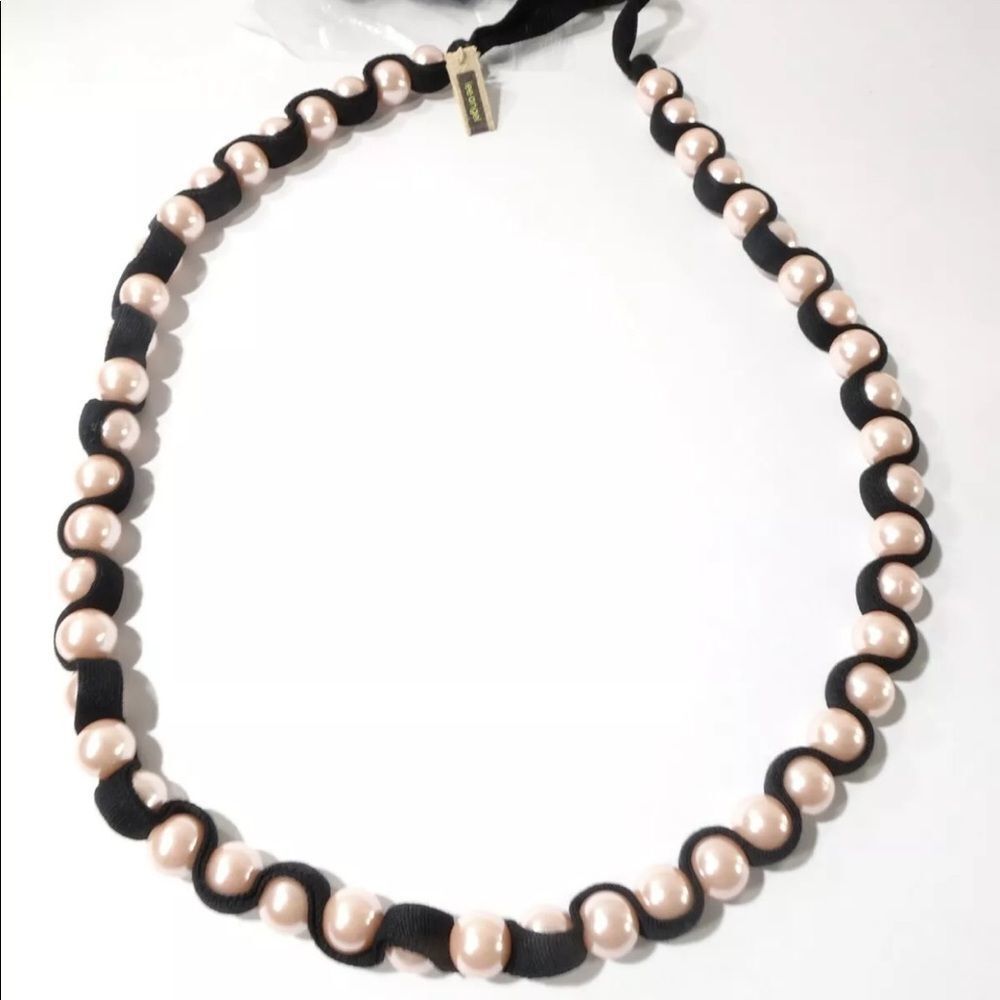 — Lee Angel — Pearl and Ribbon Tie-Up Necklace